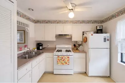 1428 Arrowhead Circle W, Clearwater, FL 33759 - Photo 3