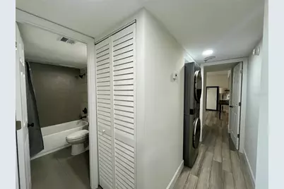201 W Laurel Street #309, Tampa, FL 33602 - Photo 9