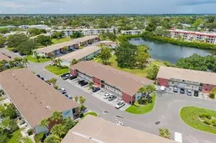 4550 Overlook Dr NE, Saint Petersburg, FL 33703 - Photo 3
