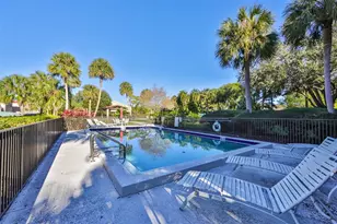 7037 Sunset Dr S, South Pasadena, FL 33707 - Photo 19