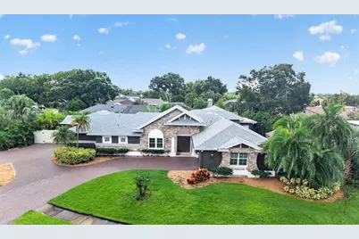 1400 75th Circle NE, Saint Petersburg, FL 33702 - Photo 3