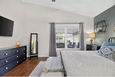 7629 Devonbridge Garden Way, Apollo Beach, FL 33572 - Photo 13
