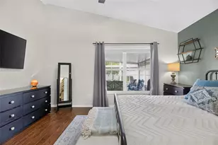 7629 Devonbridge Garden Way, Apollo Beach, FL 33572 - Photo 13