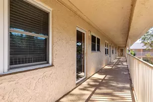 10036 63rd Ave N, Saint Petersburg, FL 33708 - Photo 9