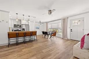 11225 2nd St E, Treasure Island, FL 33706 - Photo 23