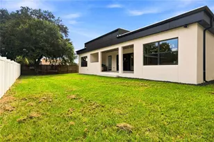 104 S Maki Rd, Plant City, FL 33563 - Photo 35