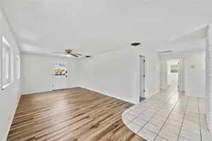 5136 68th St N, Saint Petersburg, FL 33709 - Photo 11