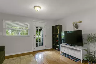 918 W Braddock St, Tampa, FL 33603 - Photo 3