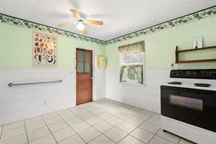 2221 13th Ave N, Saint Petersburg, FL 33713 - Photo 17