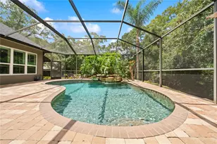 2805 Berwick Dr, Tarpon Springs, FL 34688 - Photo 63