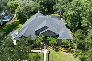 2805 Berwick Dr, Tarpon Springs, FL 34688 - Photo 73