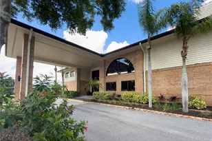 2805 Berwick Dr, Tarpon Springs, FL 34688 - Photo 81