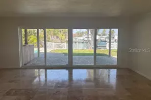 12055 4th St E, Treasure Island, FL 33706 - Photo 15