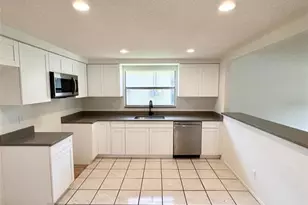 15717 Avalon Ave, Clearwater, FL 33760 - Photo 3