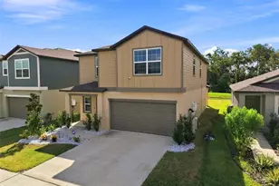 35418 Ackley Trce, Zephyrhills, FL 33541 - Photo 3