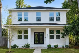 2045 27th Ave N, Saint Petersburg, FL 33713 - Photo 1