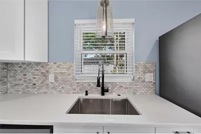 4317 Trout Drive SE, Saint Petersburg, FL 33705 - Photo 13
