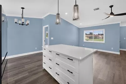 4317 Trout Drive SE, Saint Petersburg, FL 33705 - Photo 15