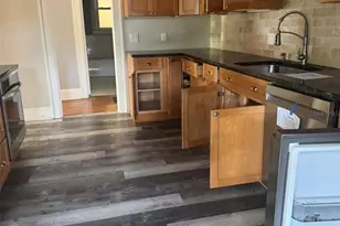 30 Kreamer Ave, Tarpon Springs, FL 34689 - Photo 3