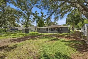 1415 W Linebaugh Ave, Tampa, FL 33612 - Photo 21