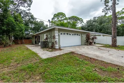 1213 Benedict Court, Sarasota, FL 34237 - Photo 31