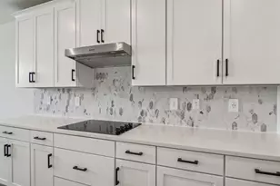 10827 Budding Blossom Ct, Parrish, FL 34219 - Photo 5