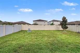 30154 Marquette Ave, Wesley Chapel, FL 33545 - Photo 21