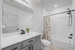 30154 Marquette Ave, Wesley Chapel, FL 33545 - Photo 17