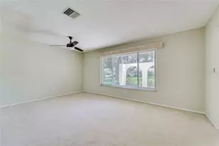 2419 Timbercrest Cir W, Clearwater, FL 33763 - Photo 9