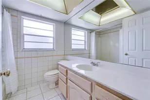 2419 Timbercrest Cir W, Clearwater, FL 33763 - Photo 31