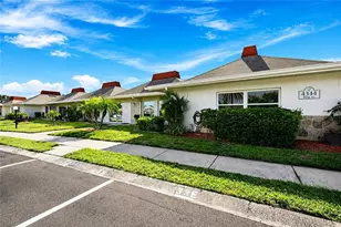 4344 Tahitian Gardens Cir, Holiday, FL 34691 - Photo 5
