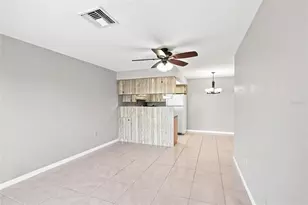 4344 Tahitian Gardens Cir, Holiday, FL 34691 - Photo 9