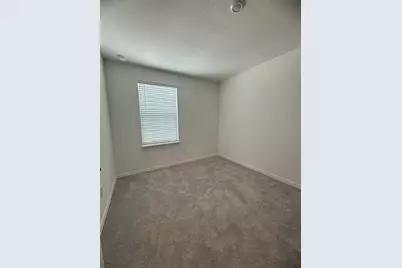 10777 Ironwood Tree Way, San Antonio, FL 33576 - Photo 11