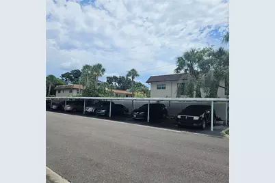 802 Brandy Wine Drive, Largo, FL 33771 - Photo 3
