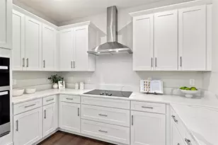 5633 Dartmouth Ave N, Saint Petersburg, FL 33710 - Photo 17