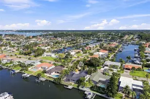 3830 46th Ave S, Saint Petersburg, FL 33711 - Photo 11