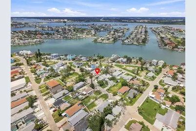 13313 2nd Street E, Madeira Beach, FL 33708 - Photo 33