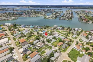 13313 2nd St E, Madeira Beach, FL 33708 - Photo 33