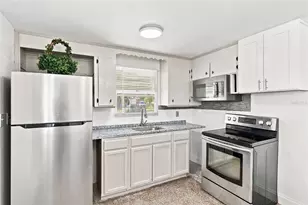13313 2nd St E, Madeira Beach, FL 33708 - Photo 15