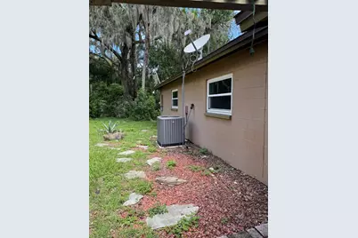 10916 N 19th Street, Tampa, FL 33612 - Photo 19