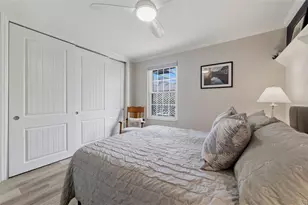 137 12th St E, Tierra Verde, FL 33715 - Photo 31