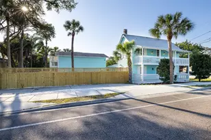551 Omaha St, Palm Harbor, FL 34683 - Photo 37