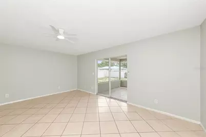 1215 39th Street W, Bradenton, FL 34205 - Photo 11