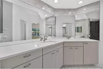 6330 99th Way N #14B, Saint Petersburg, FL 33708 - Photo 21