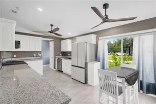 2054 Saffold Park Dr, Ruskin, FL 33570 - Photo 9