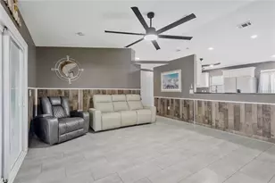 2054 Saffold Park Dr, Ruskin, FL 33570 - Photo 5