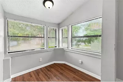 1521 12th Street S, Saint Petersburg, FL 33705 - Photo 13