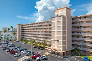 1847 Shore Dr S, Saint Petersburg, FL 33707 - Photo 1