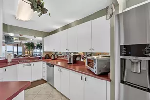 1310 Gulf Blvd, Clearwater, FL 33767 - Photo 7