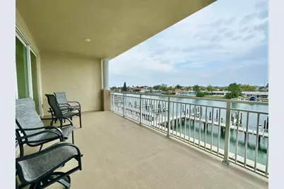 125 Island Way #305, Clearwater, FL 33767 - Photo 5